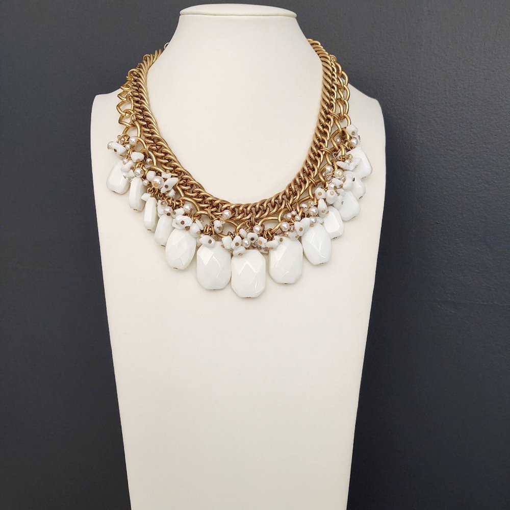 Lilly Pulitzer White Beaded Statement Necklace - image 2